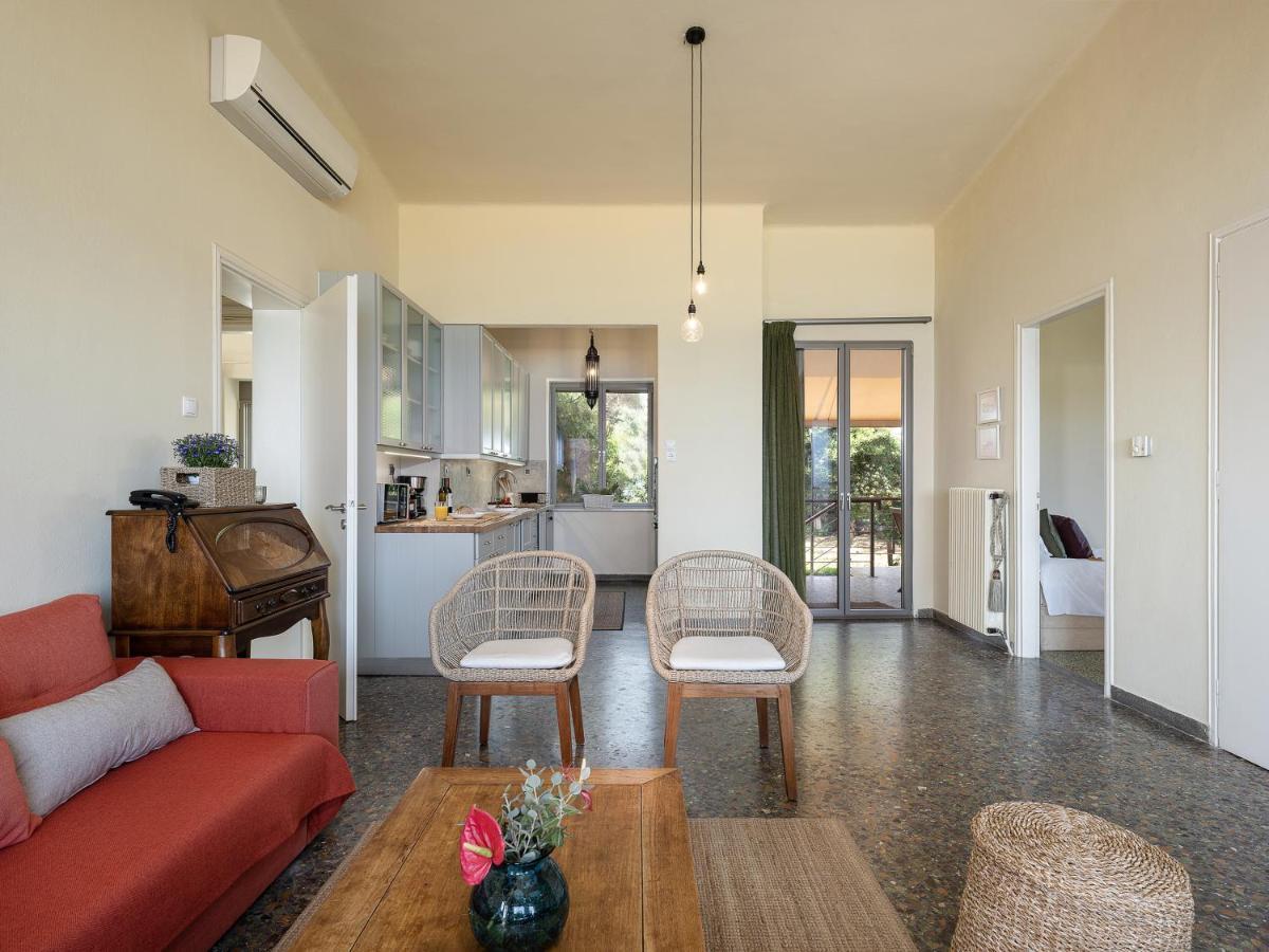 Villa The House By The Sea à Kato Daratso Extérieur photo